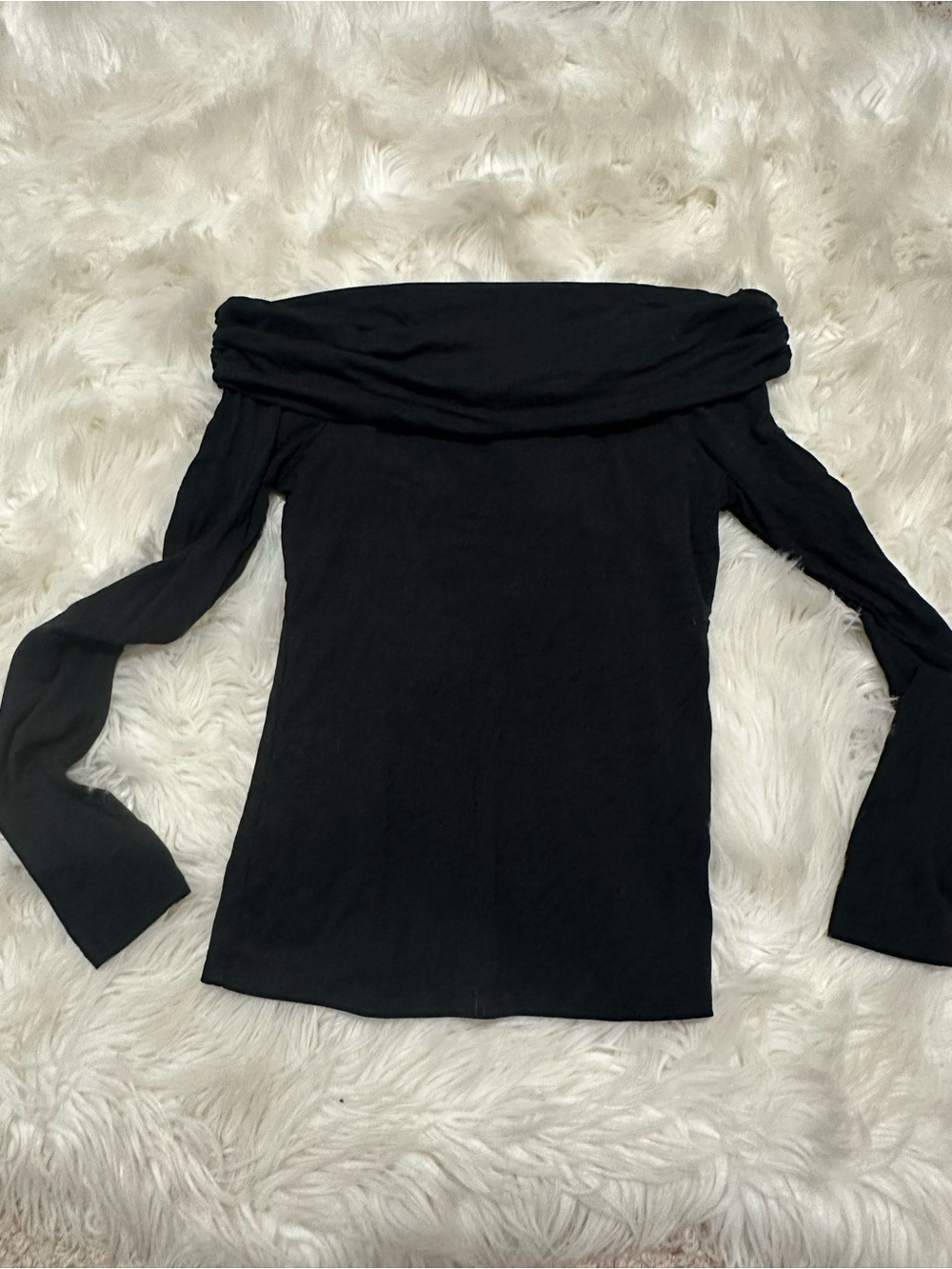 Off-Shoulder Long Sleeve Tee - Black